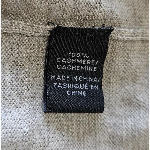 SAKS FIFTH AVENUE Women L Cashmere Sweater Beige Turtleneck Lightweight Base 42" - Picture 8 of 9